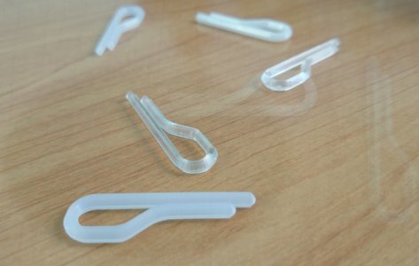 Kẹp nhựa áo sơ mi