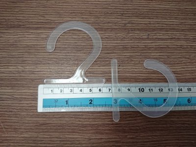 Móc treo vải, móc treo POSM quảng cáo